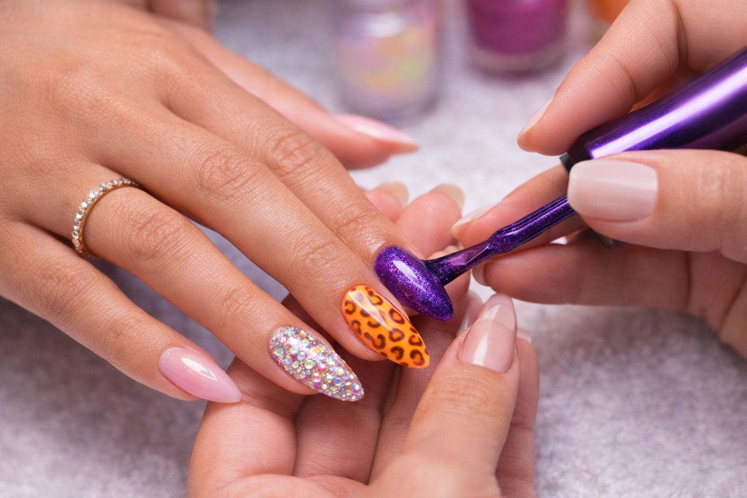 Applying nails at NAOMiZ